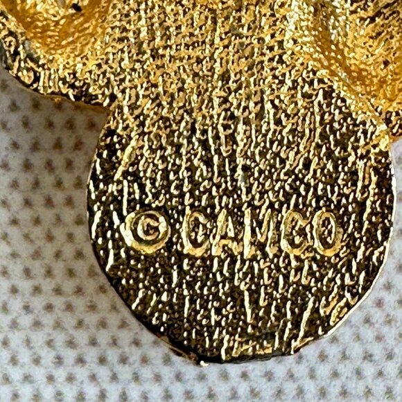 CAMCO Gold Tone Eagle Brooch - Picture 6 of 8